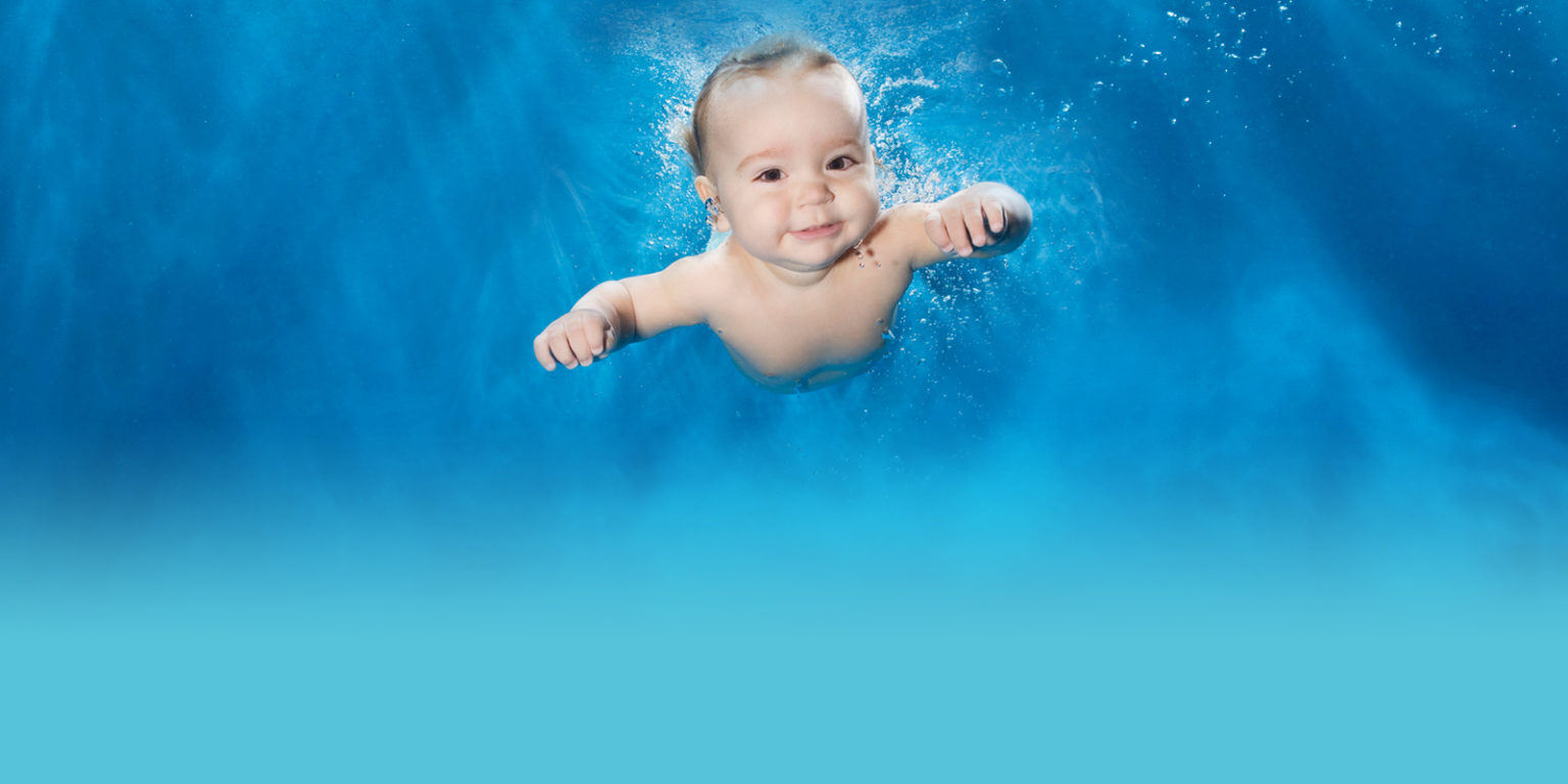 giving-infant-swim-lessons-at-6-months-old-life-saver-survival-swim