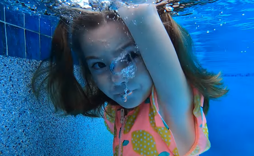 How To Teach Your Child To Breath Underwater Life Saver Survival